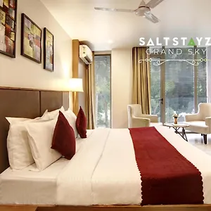 Hotel Saltstayz Select - Unitech Cyber Park